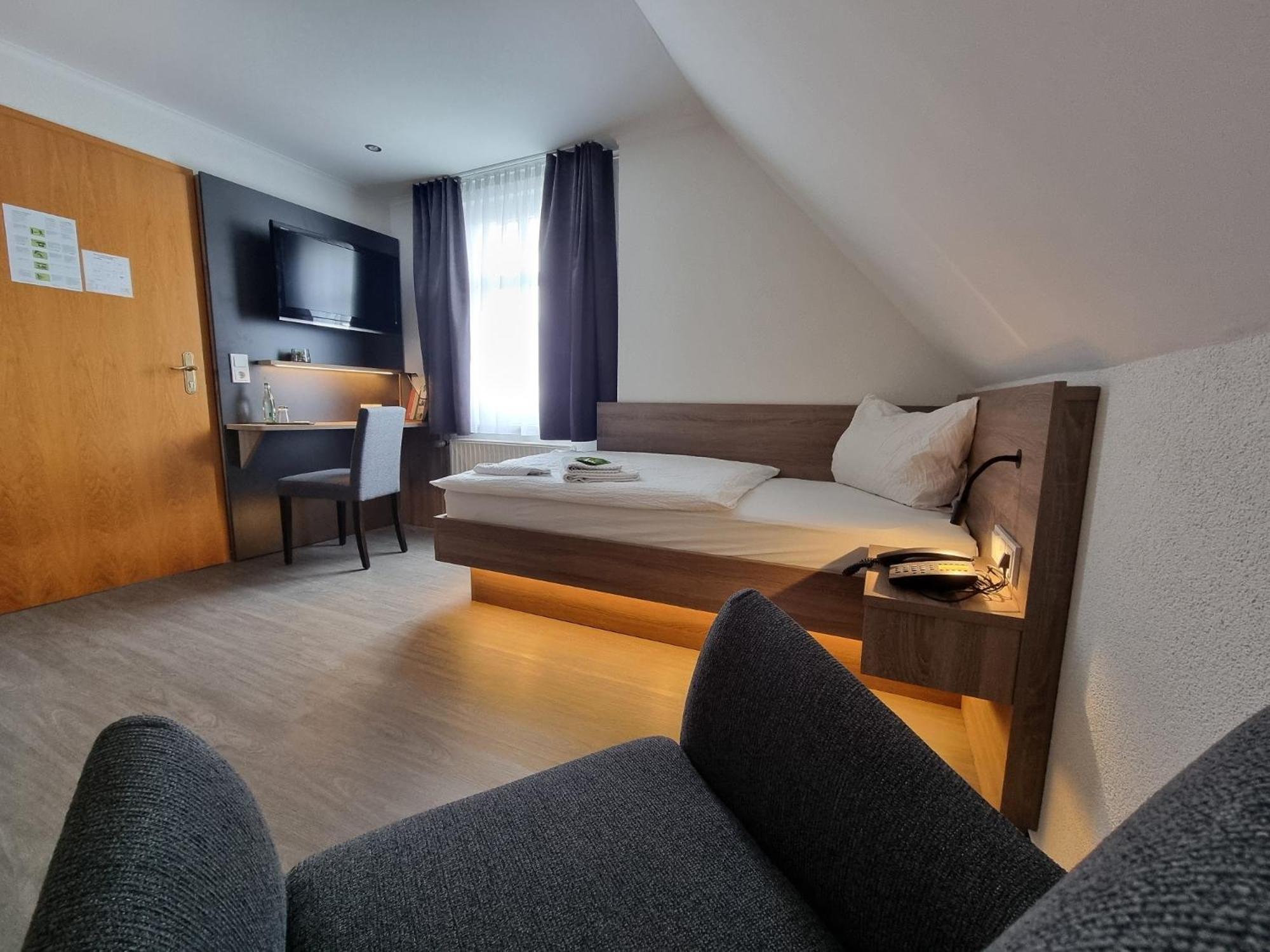 Zum Weserdampfschiff Bad Karlshafen Rum bild